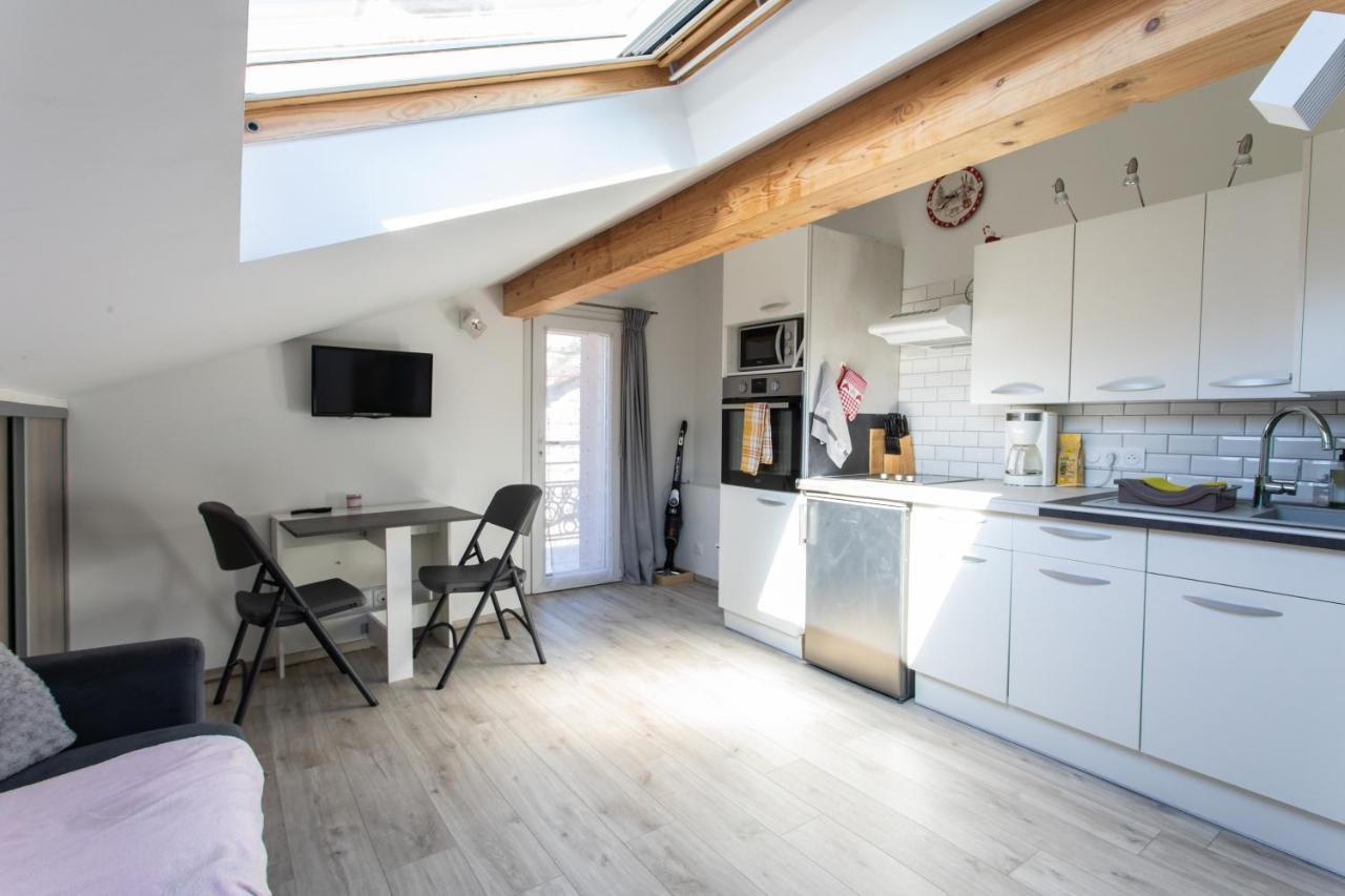Le Coq Charmant Petit Studio En Centre Ville D'Embrun Εξωτερικό φωτογραφία