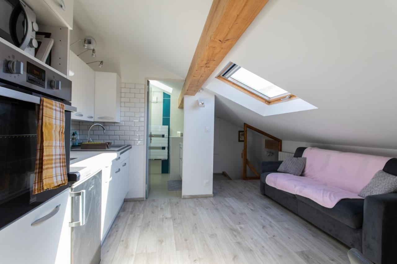 Le Coq Charmant Petit Studio En Centre Ville D'Embrun Εξωτερικό φωτογραφία